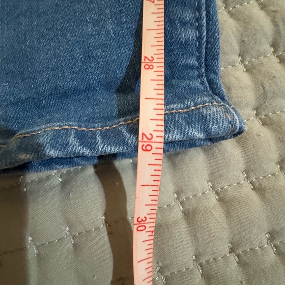 Made and Loved LOFT Jeans. Size 6/28. EUC. - Picture 7 of 13